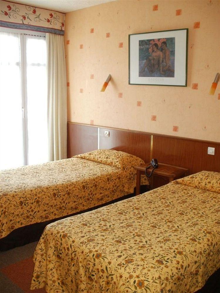 Citotel Le France เรอดง ภายนอก รูปภาพ